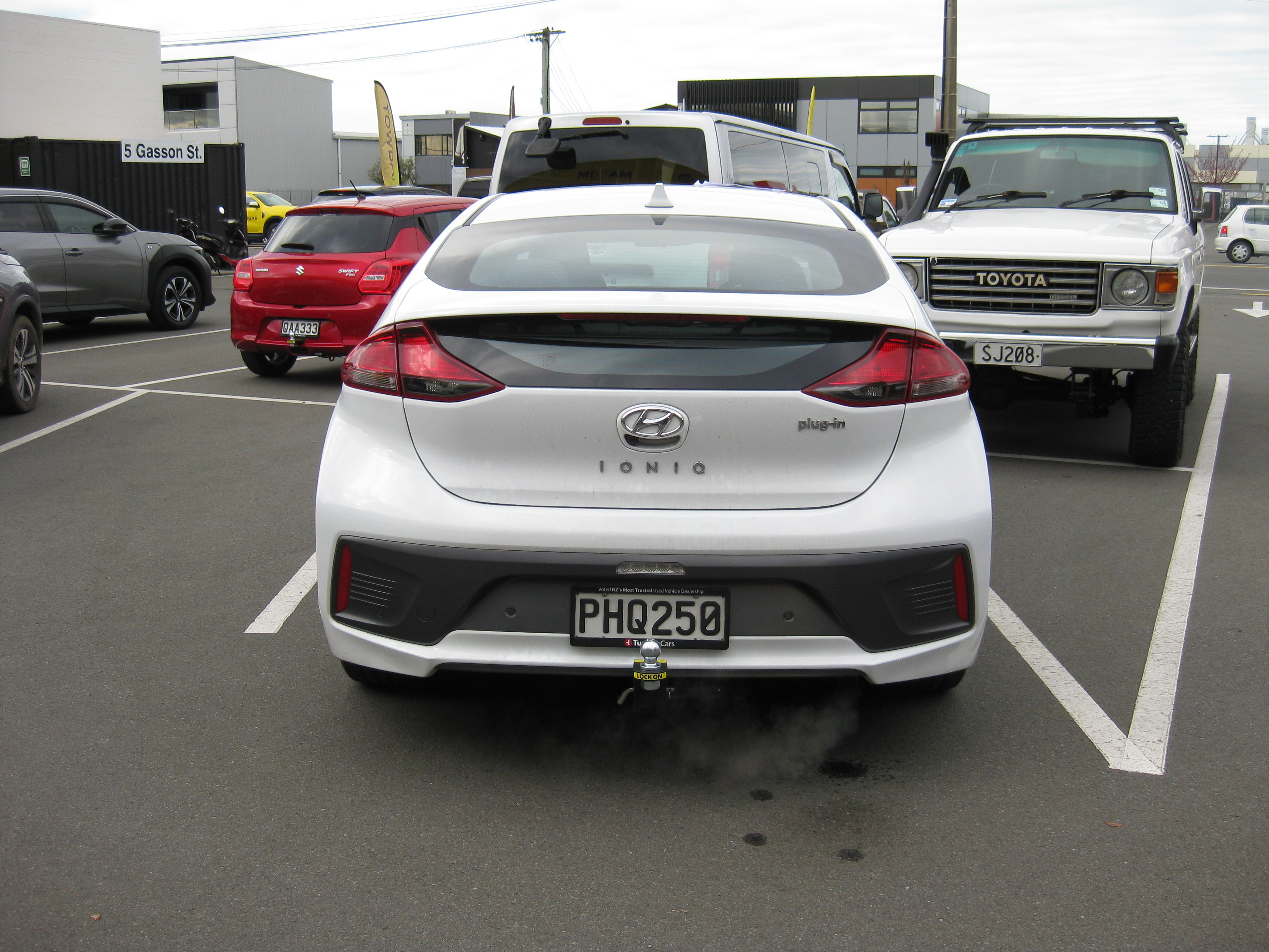 HYUNDAI IONIQ HATCHBACK 2017-CURRENT